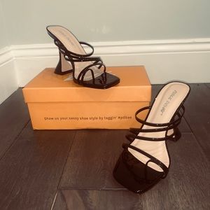 SIZE 5 kitten heels. PUBLIC DESIRE